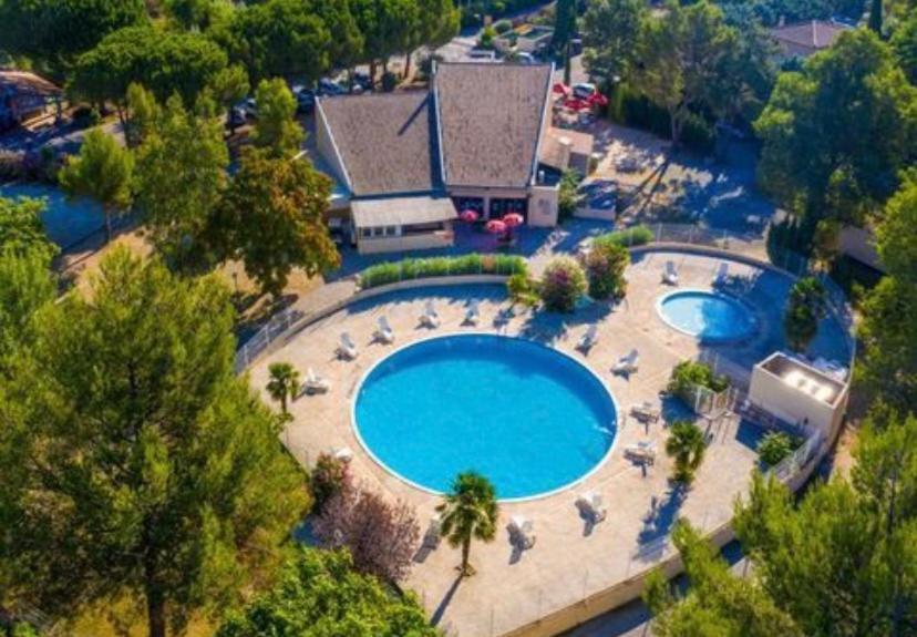 Sejour Inoubliable En Provence, Camping 4* La Roque-d'Antheron Kültér fotó